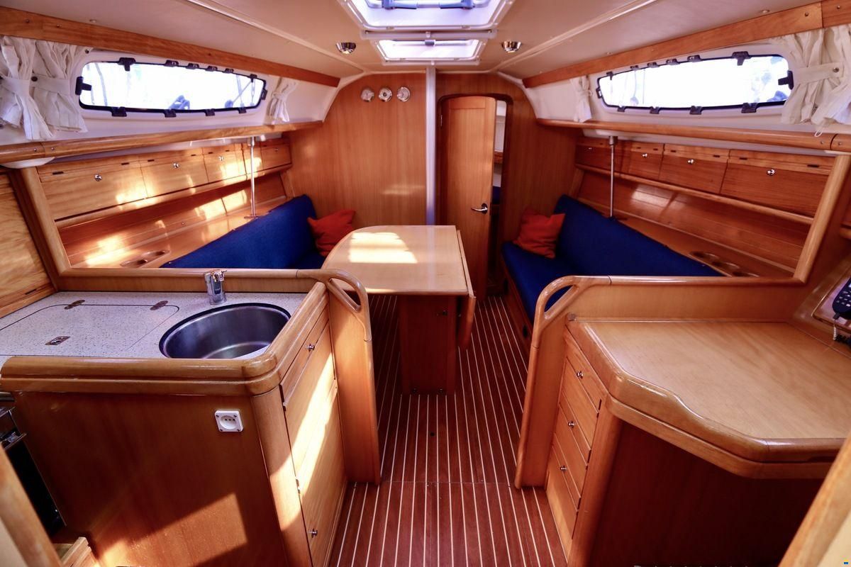 Bavaria 31