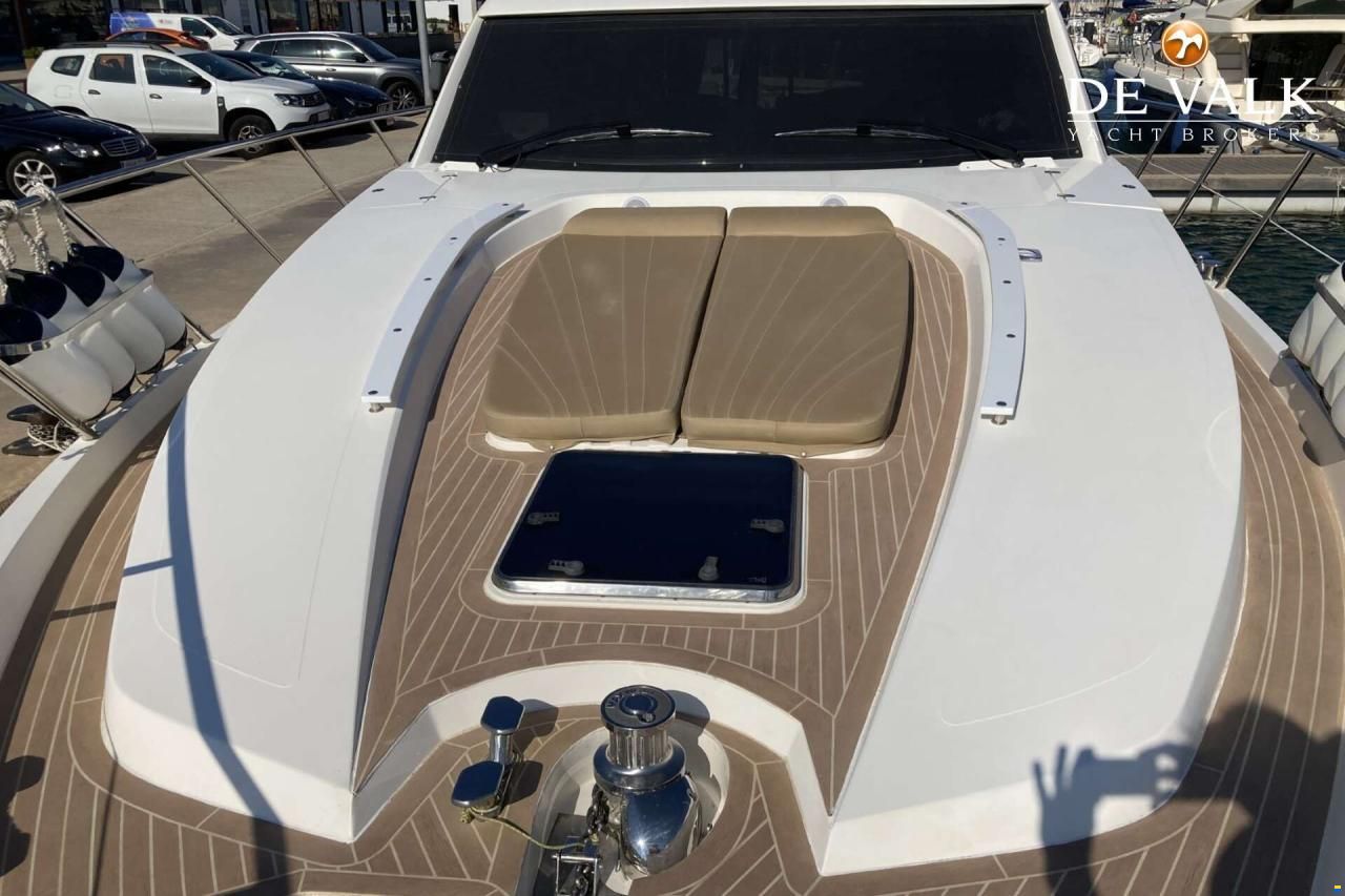 Sealine T60