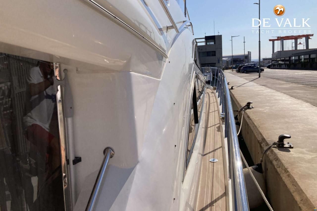 Sealine T60