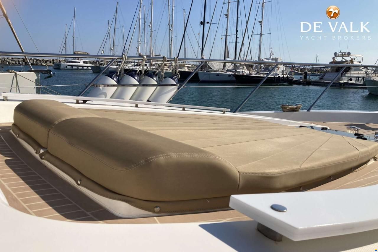 Sealine T60