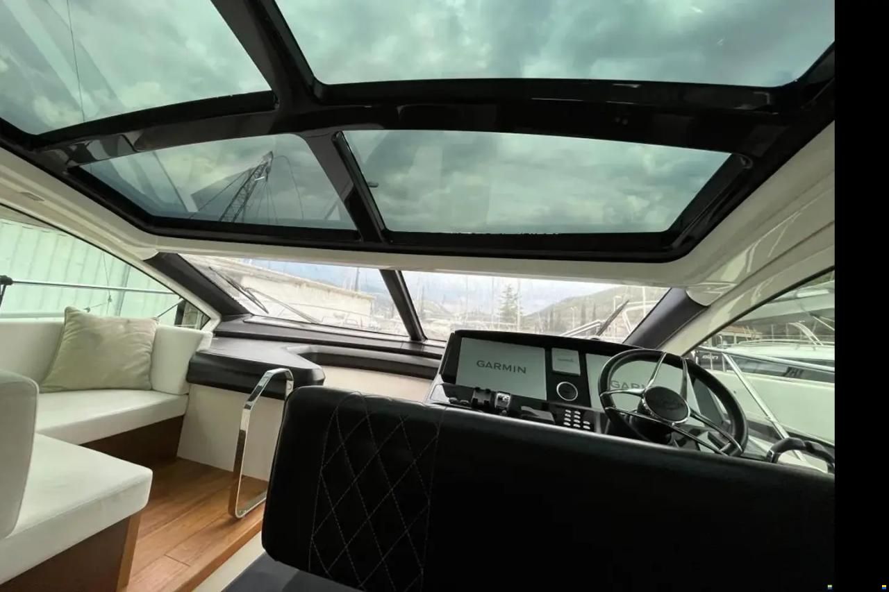 Sunseeker Predator 50