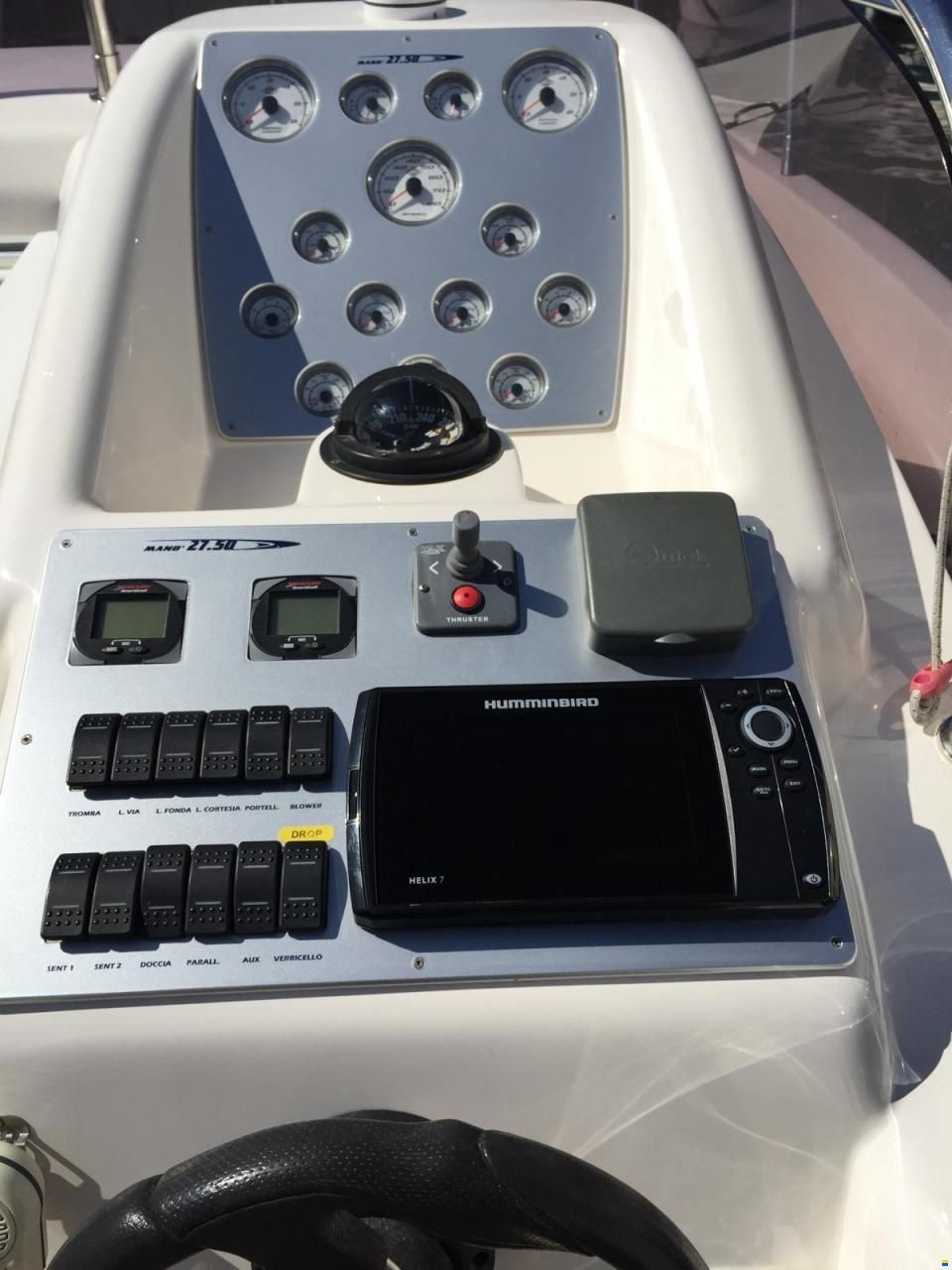 Man&ograve; 27,50