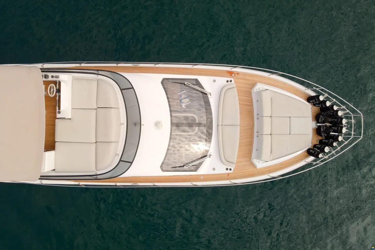 Azimut Fly 53