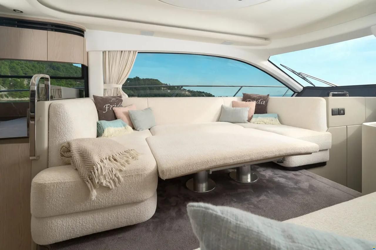 Azimut Fly 53