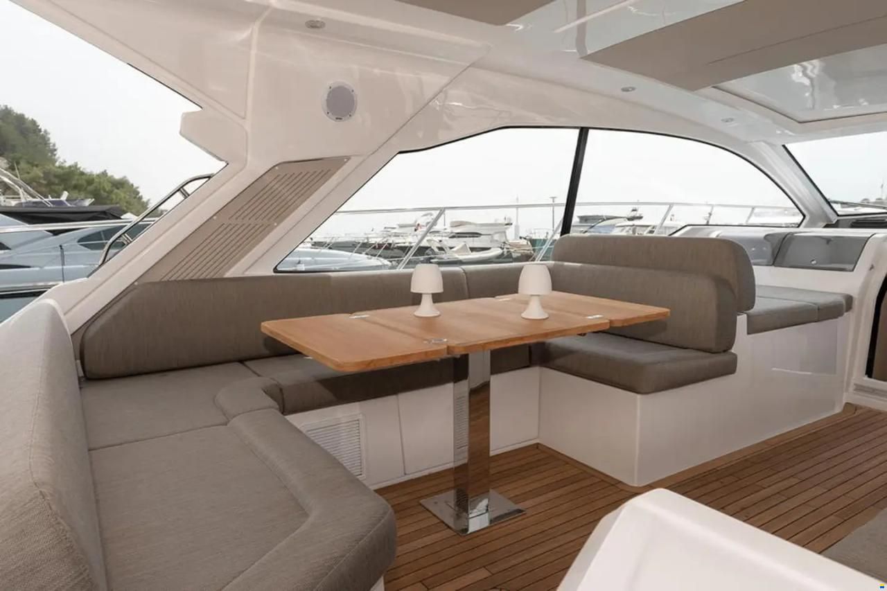 Azimut Atlantis 51