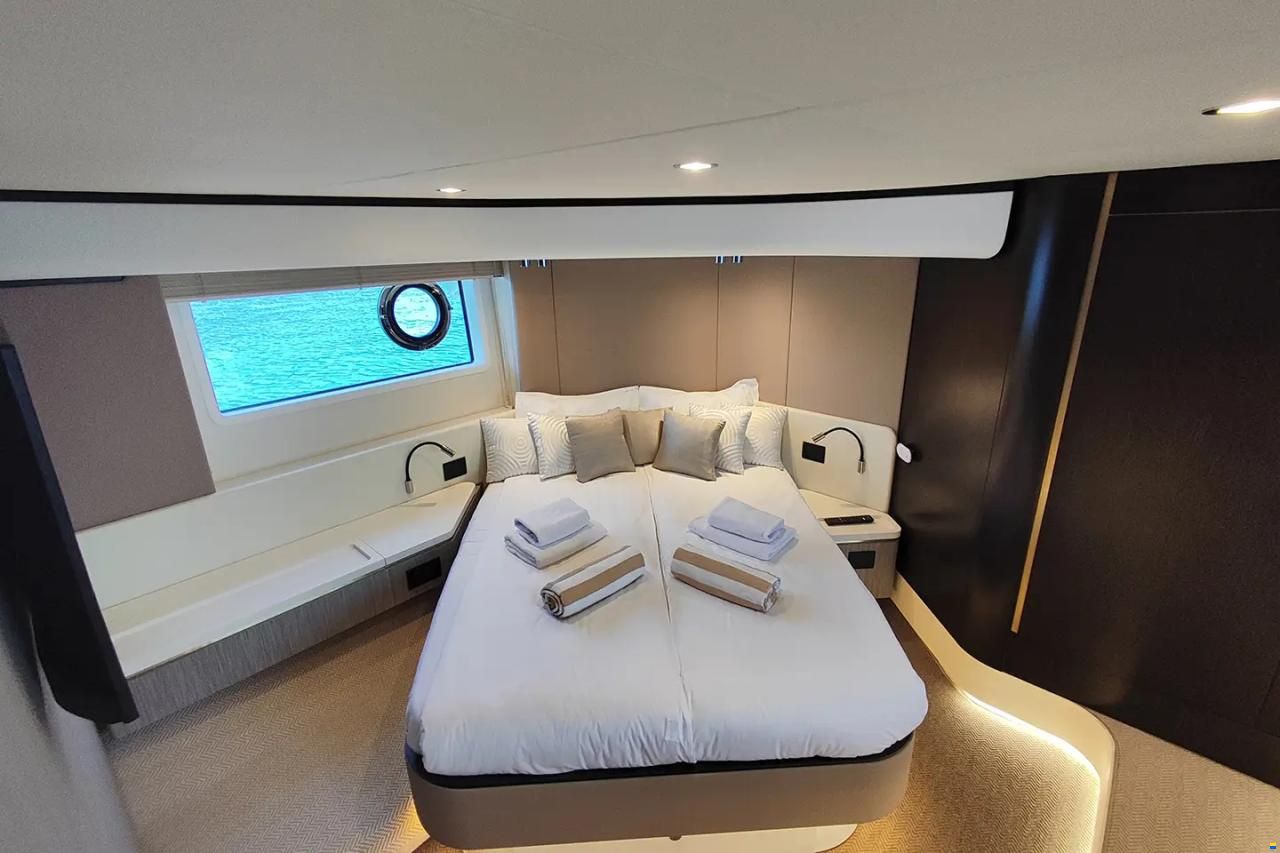 Azimut Fly 55