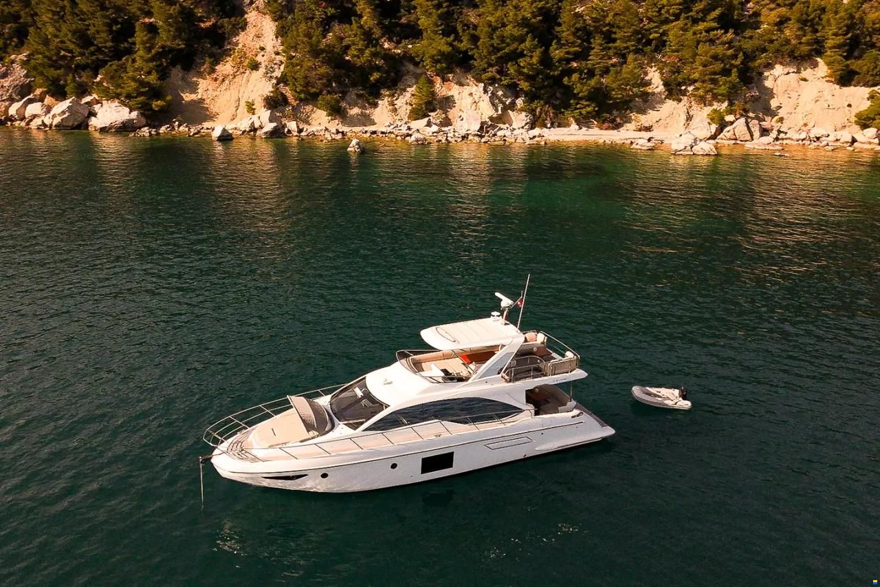 Azimut Fly 55
