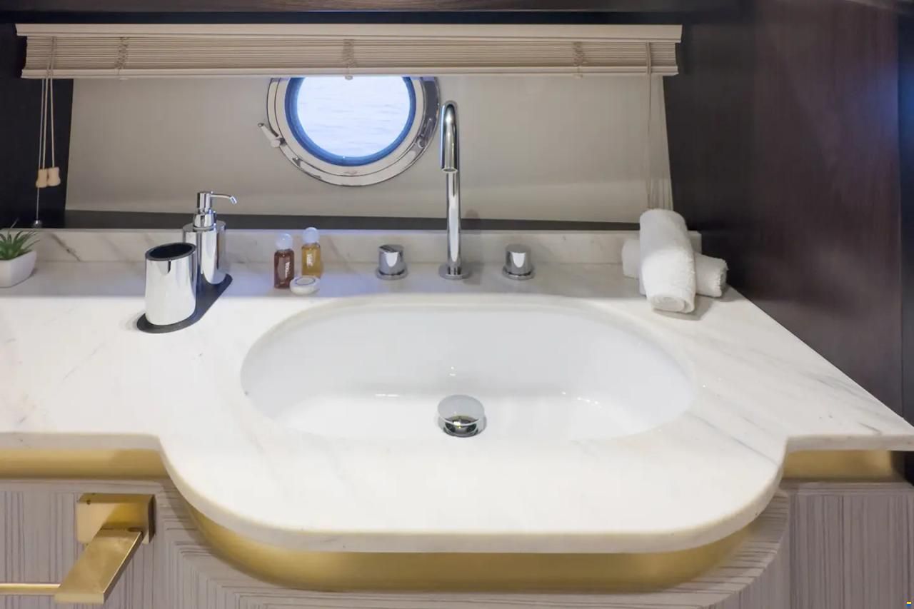 Azimut Fly 55