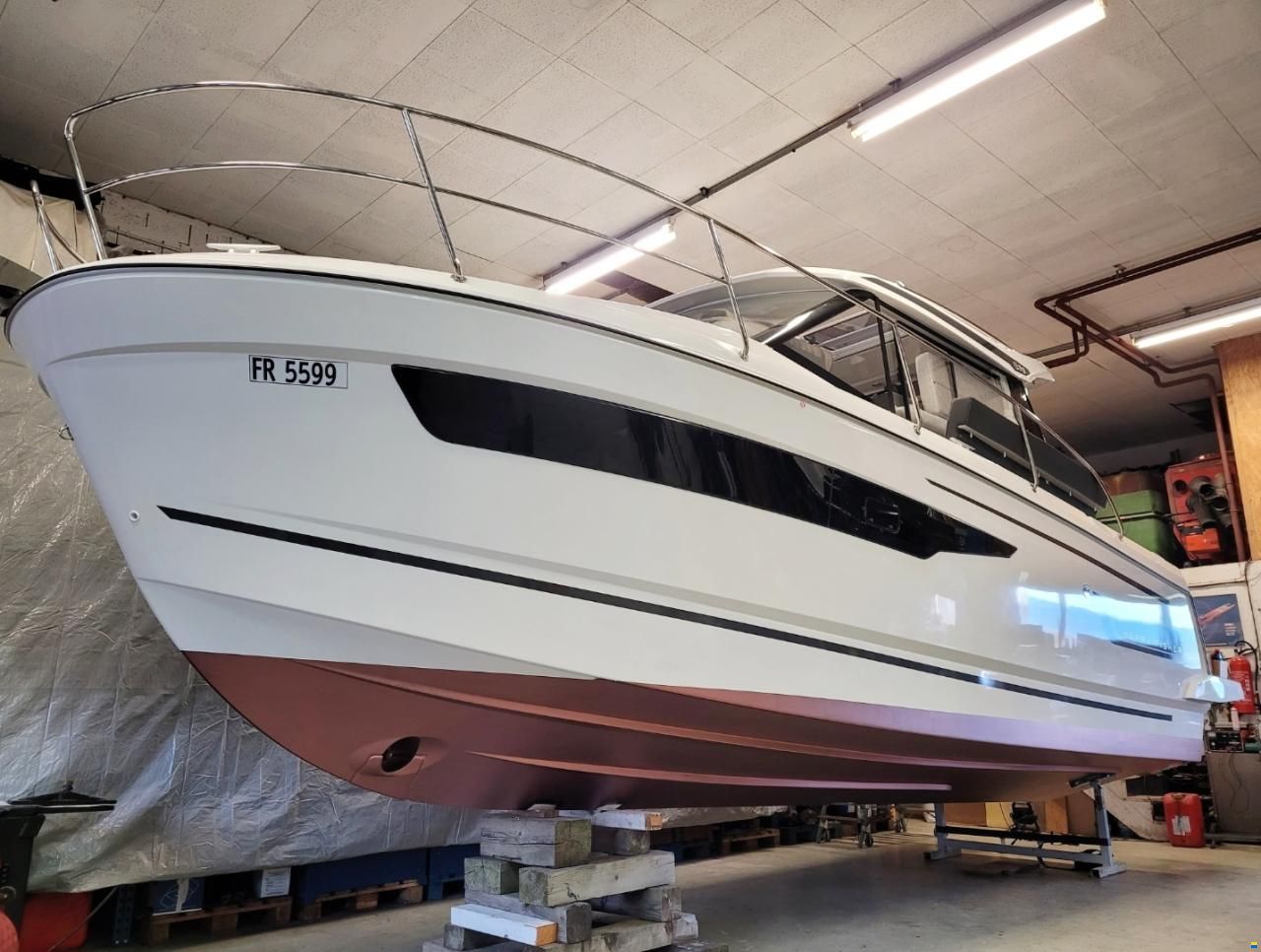 Jeanneau Merry Fisher 895 - Mercury 350