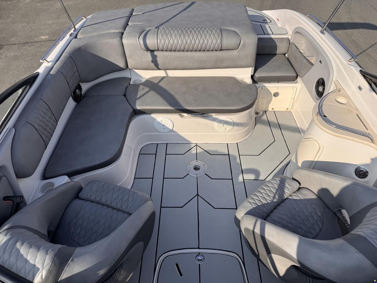 Tahoe Q8i