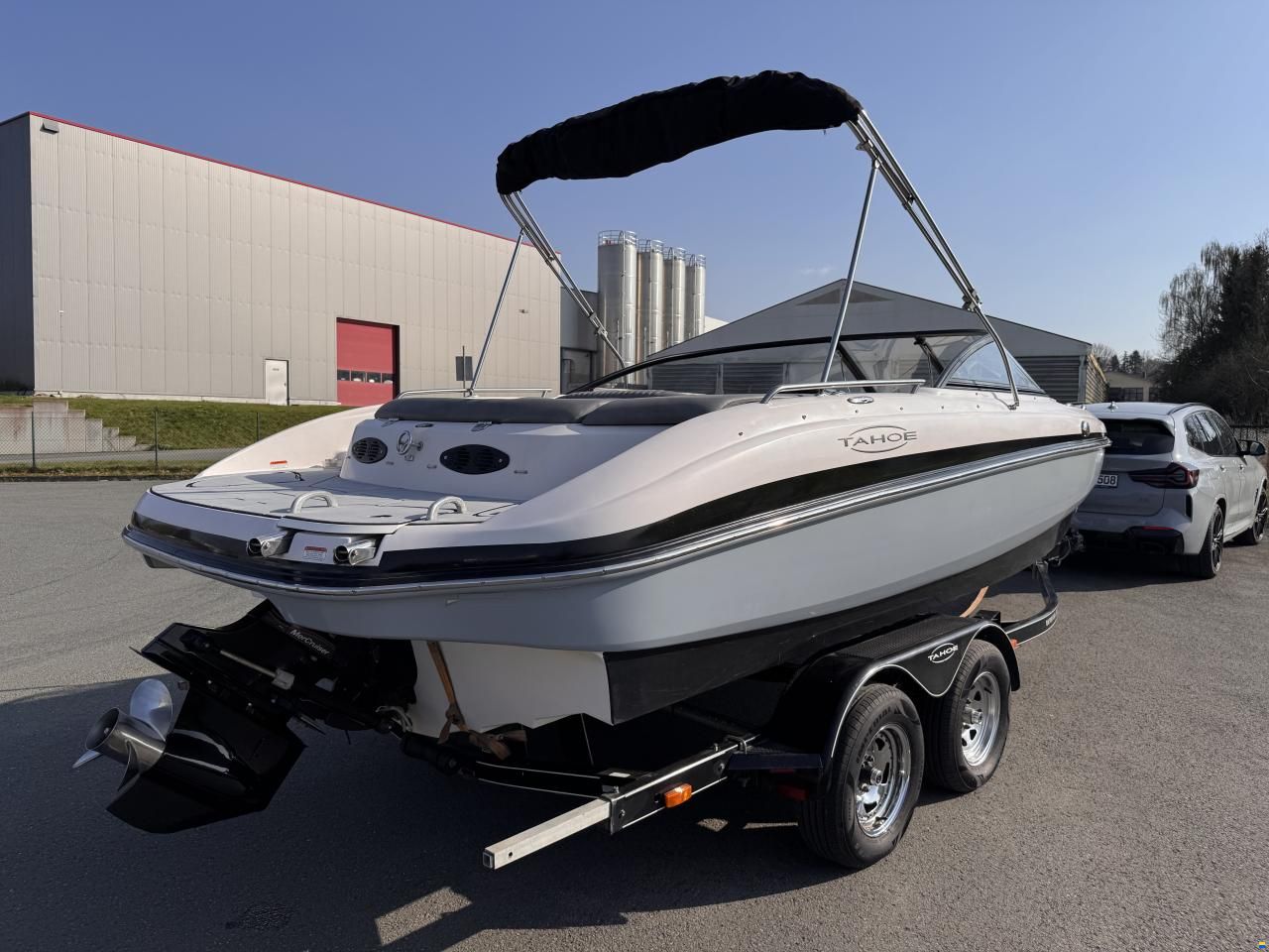 Tahoe Q8i