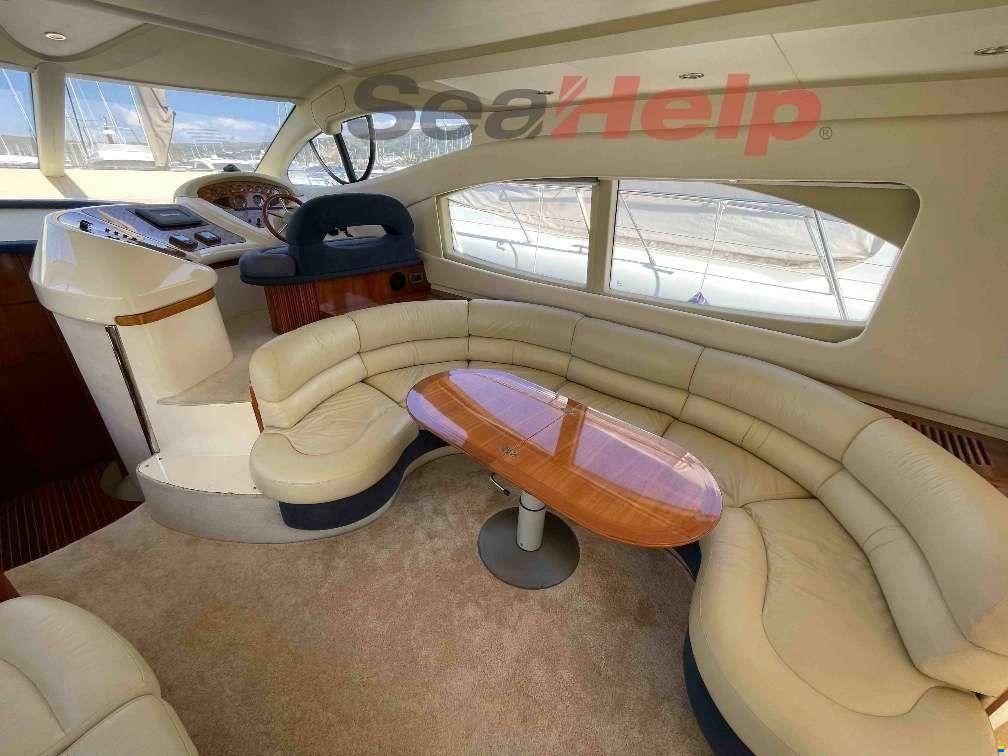 Azimut 46