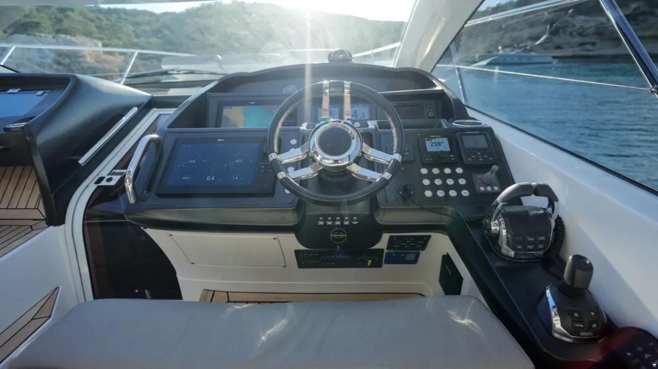 Sunseeker San Remo