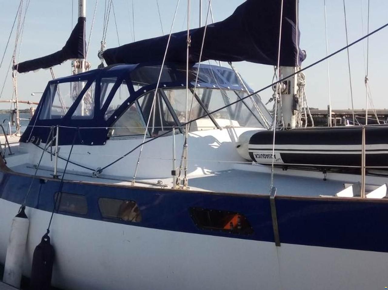 Amphora 38