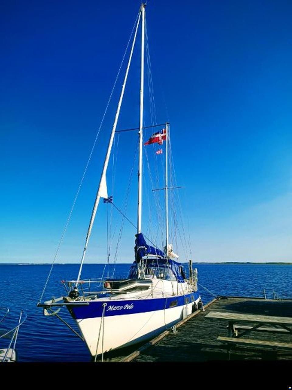 Amphora 38