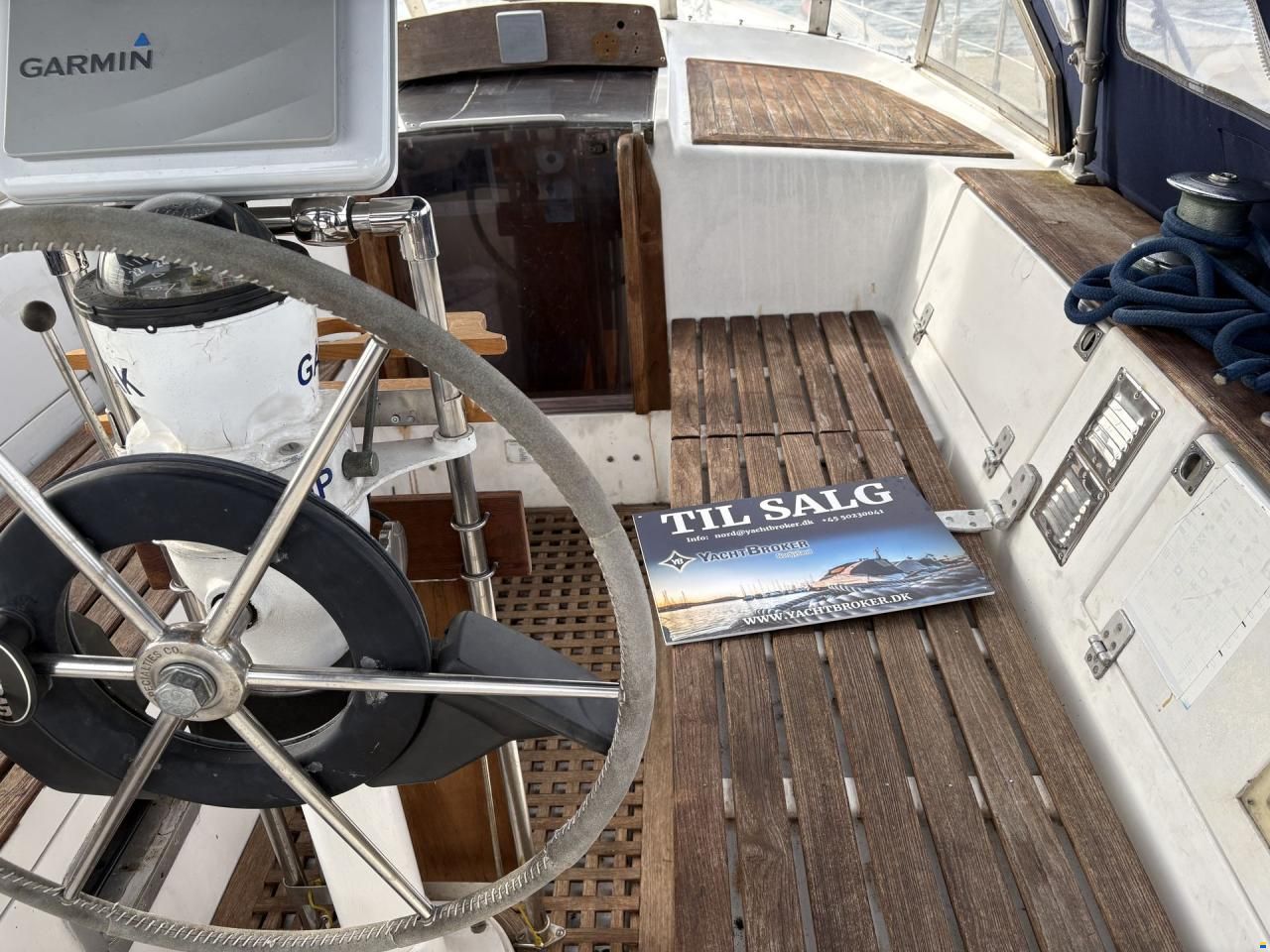 Amphora 38