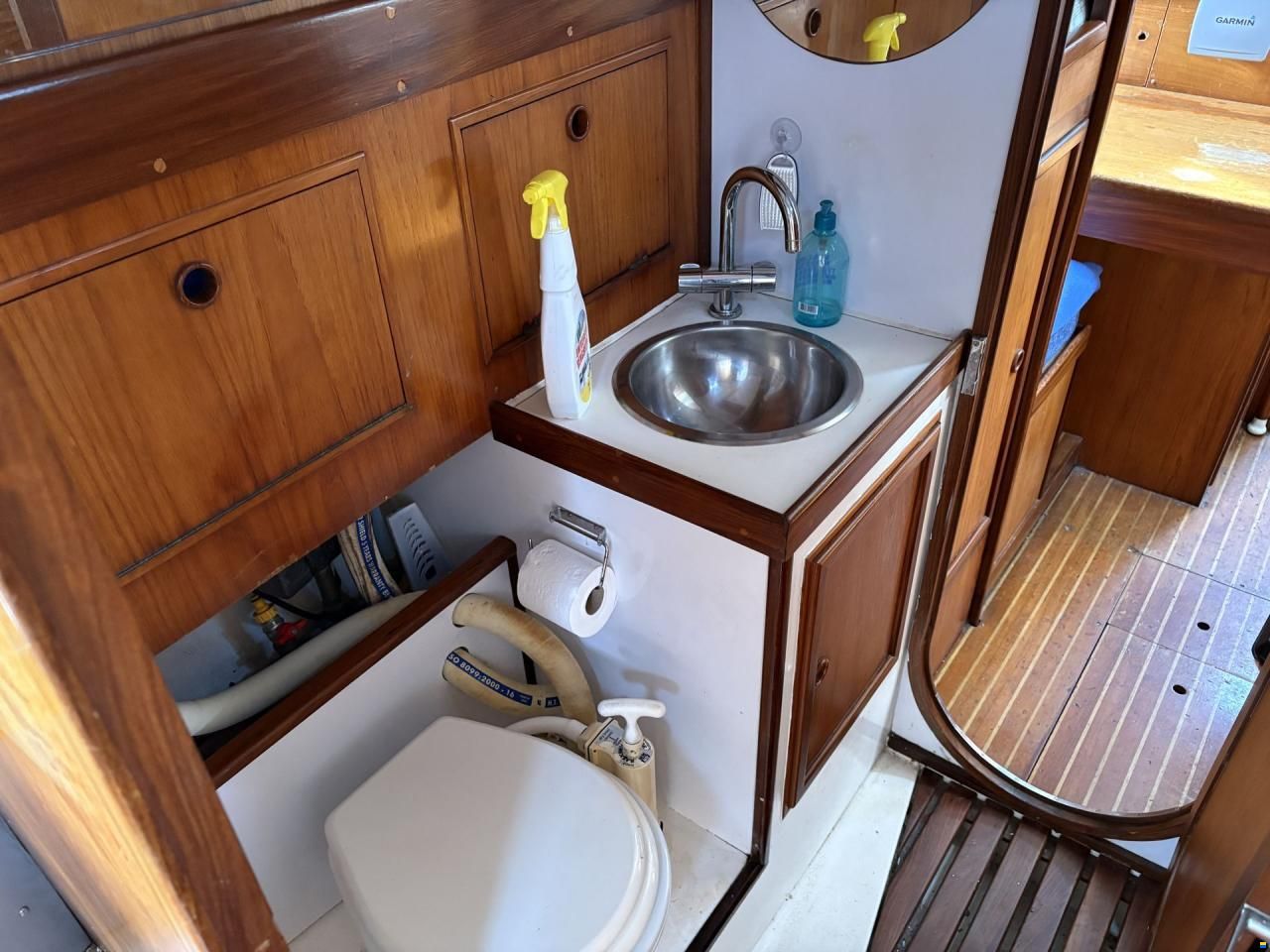 Amphora 38