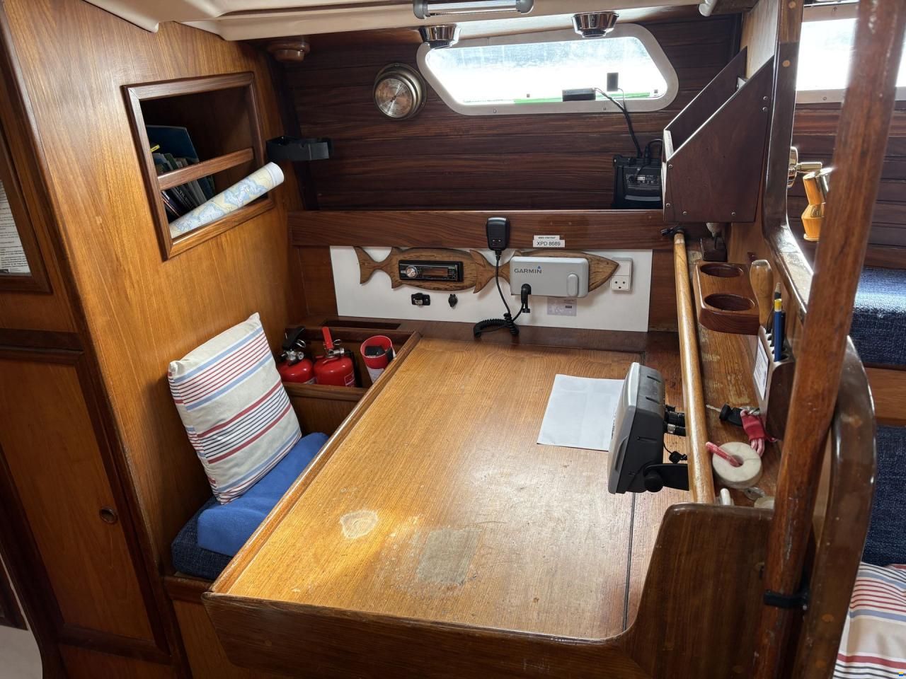 Amphora 38