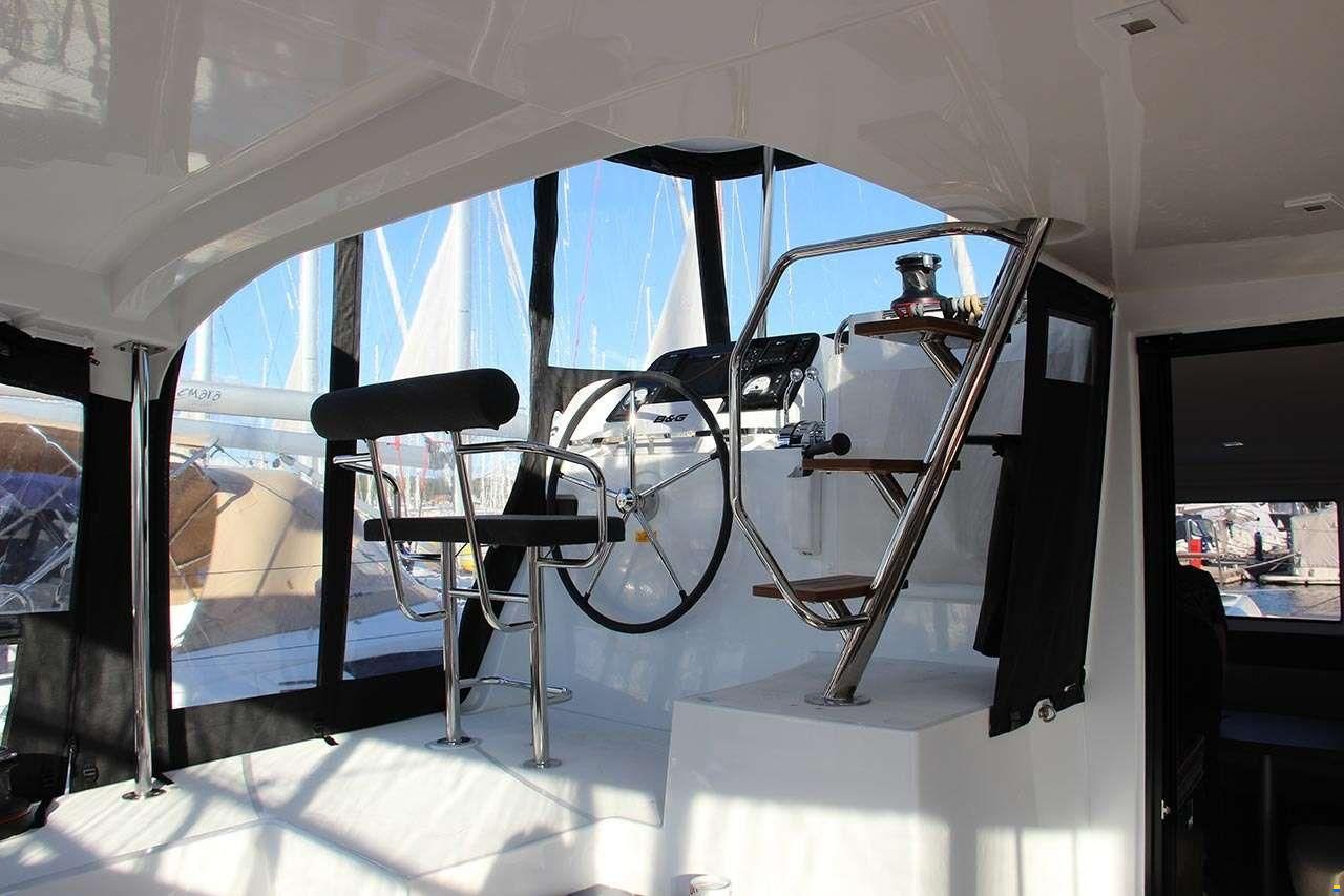 Lagoon 42