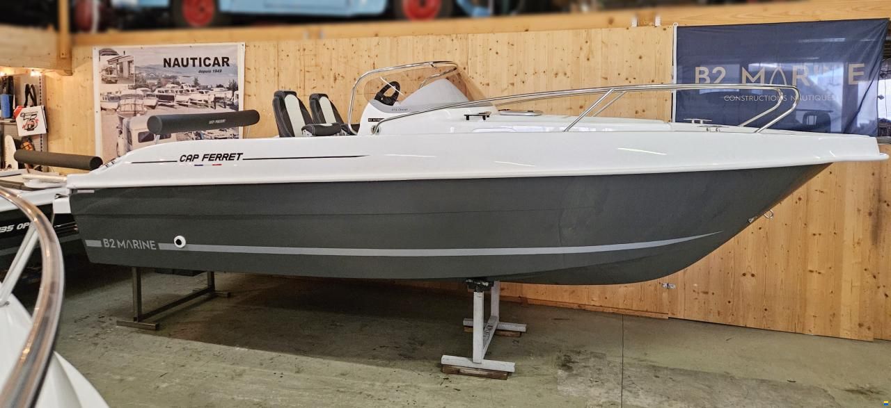 B2 Marine Cap Ferret 572 Cruiser + Mercury 115 EFI