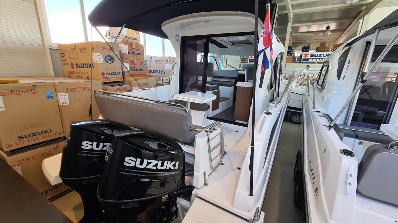 Beneteau Antares 9