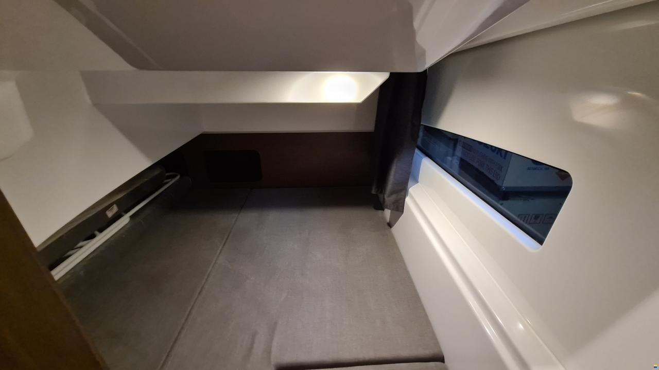 Beneteau Antares 9