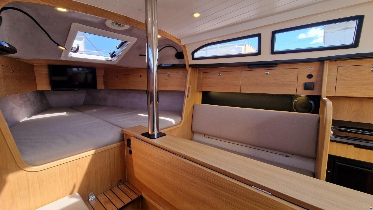 Bora 838 BS