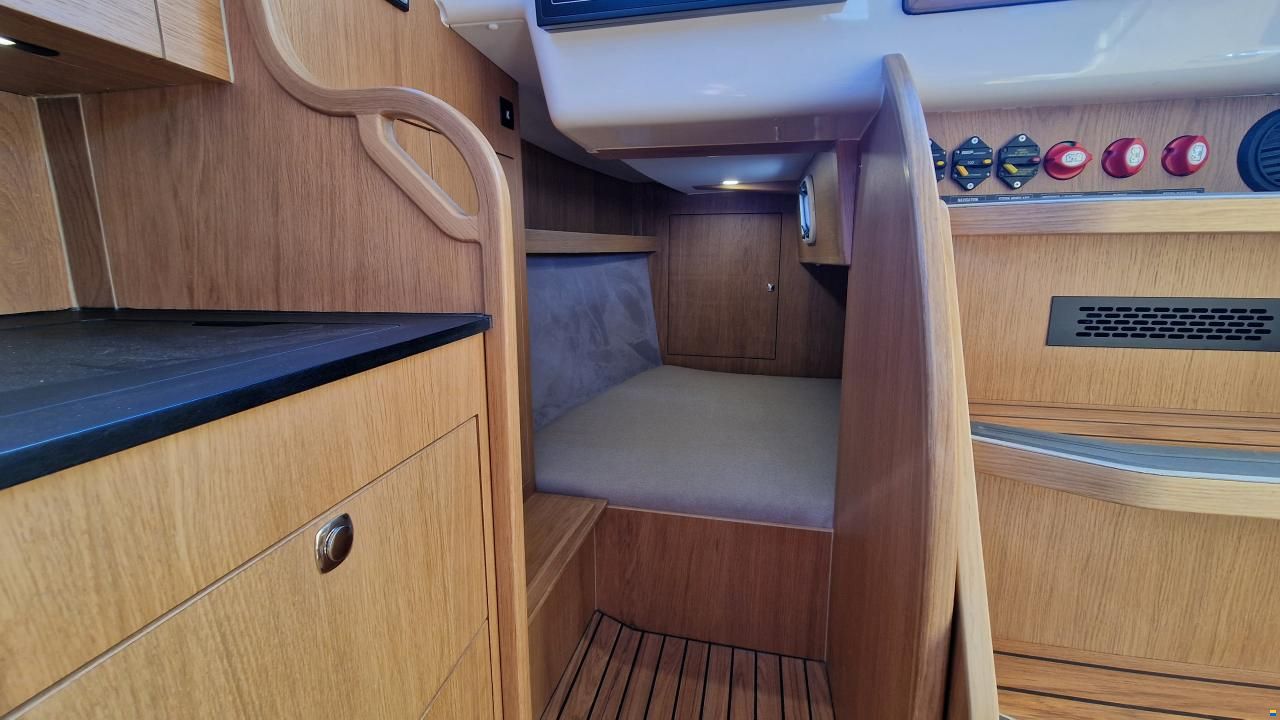 Bora 838 BS