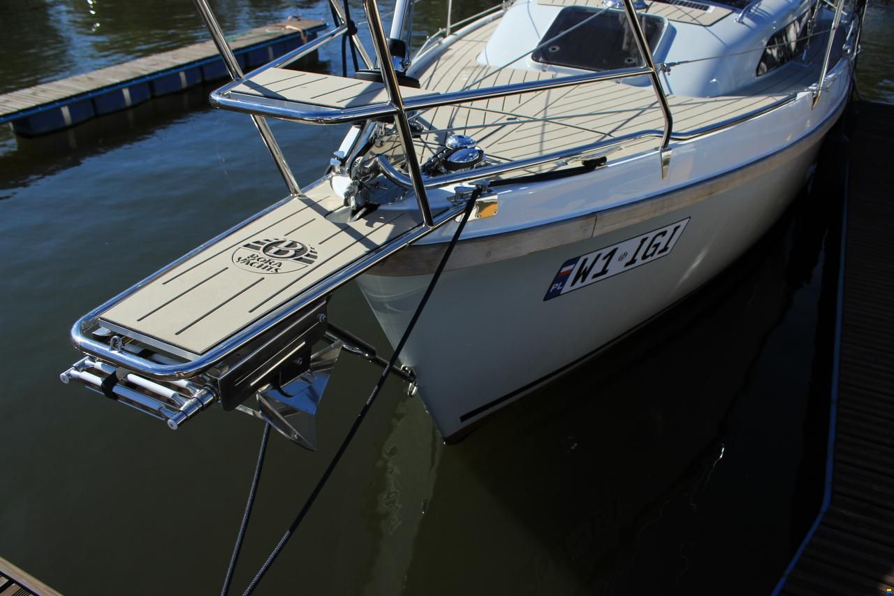 Bora 838 BS