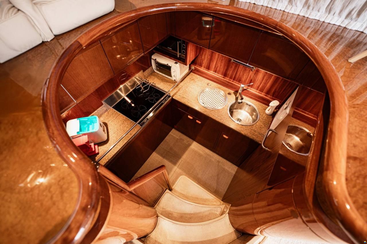 Ferretti 165 FLY