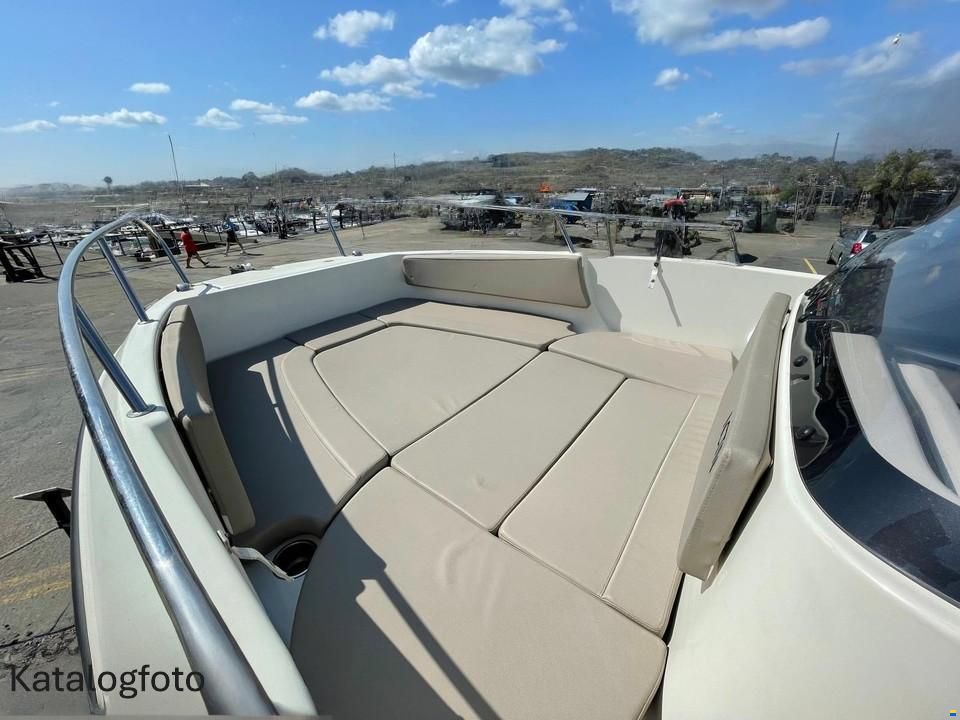 Quicksilver Active 755 Open