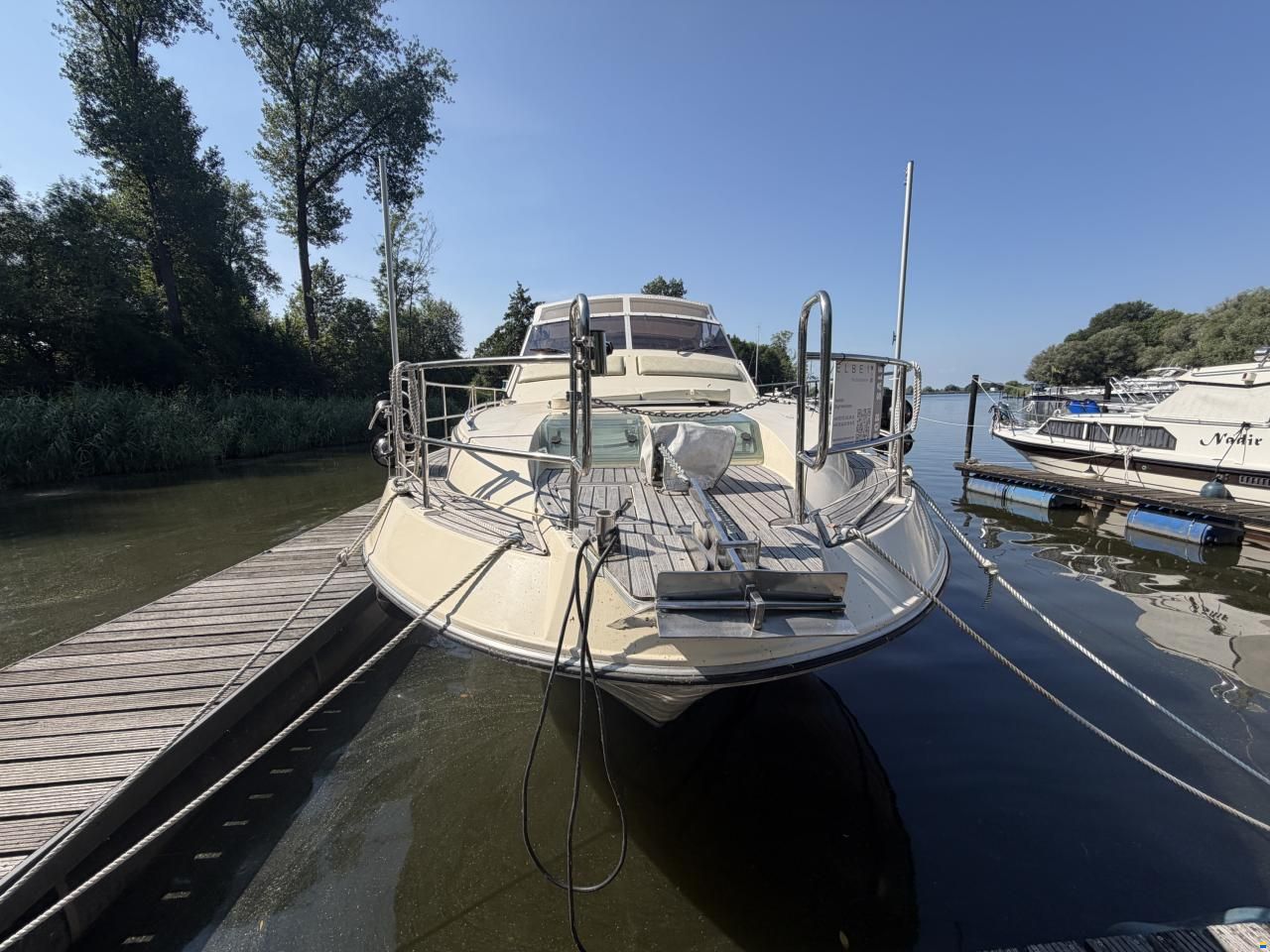Coronet Commander 38`