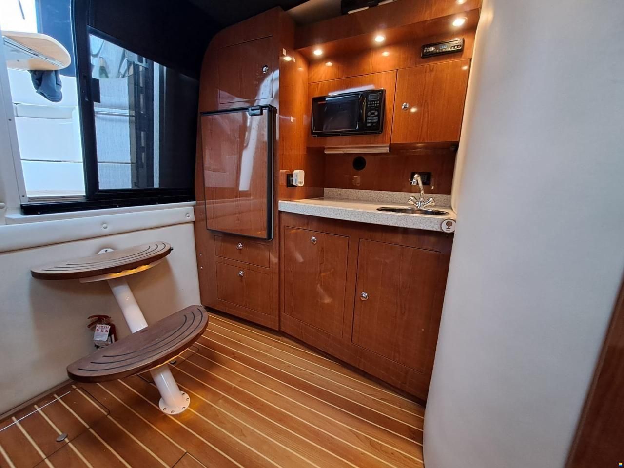 Regal 3760 HT