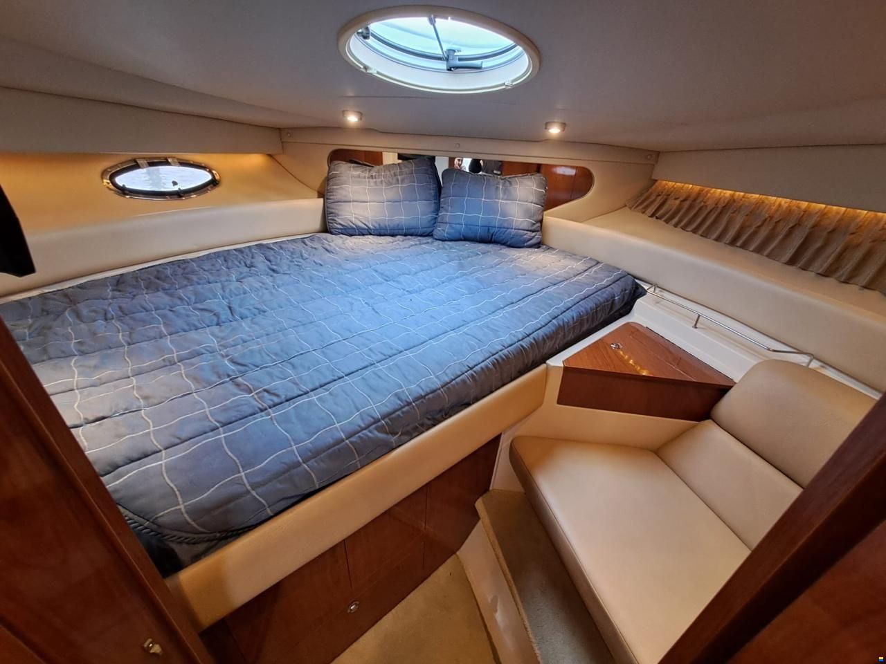 Regal 3760 HT