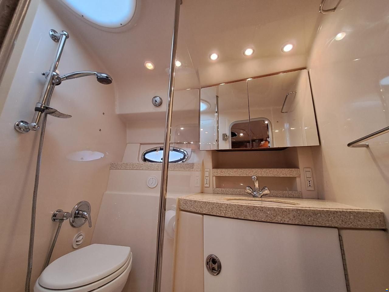 Regal 3760 HT