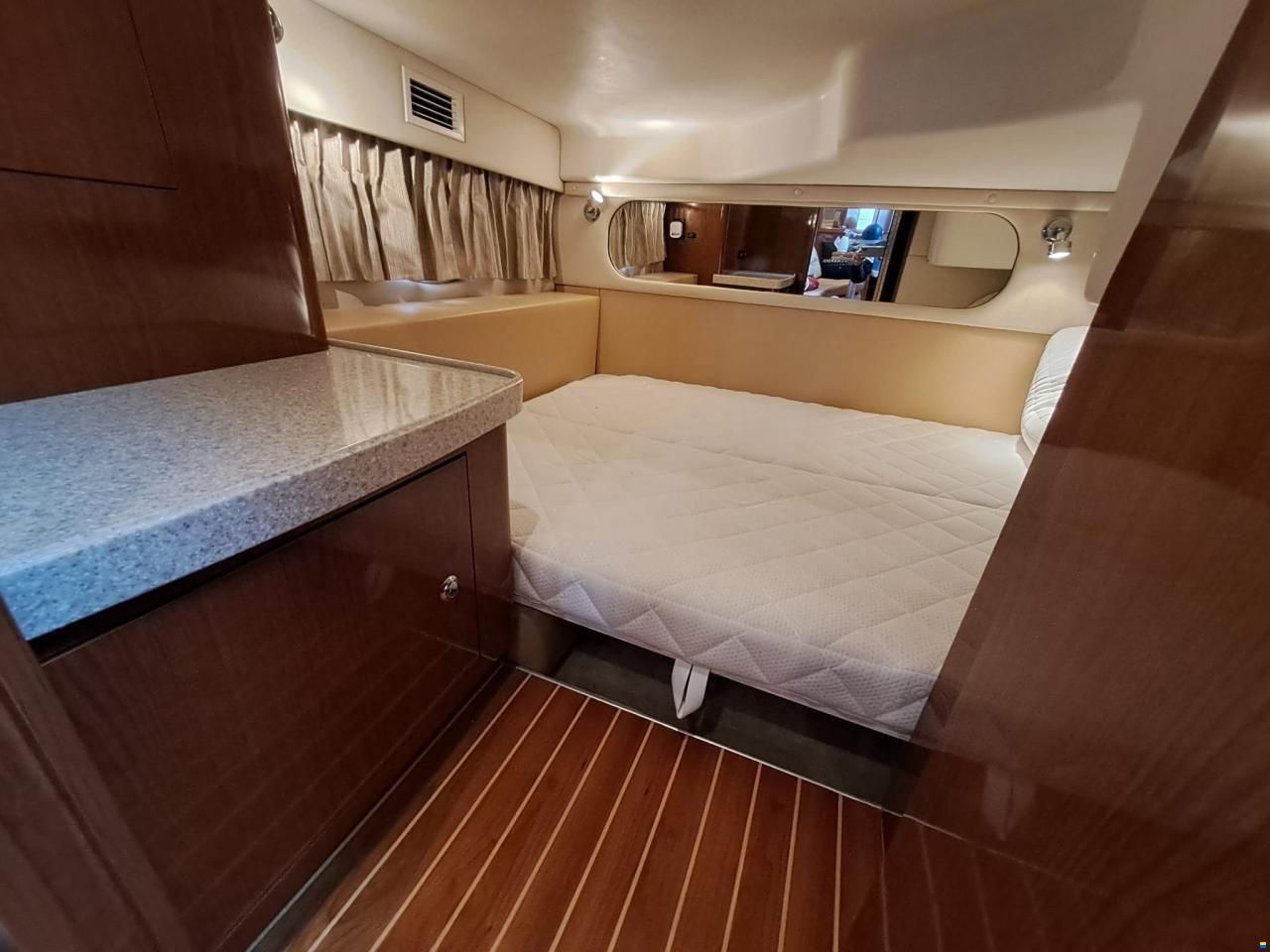 Regal 3760 HT
