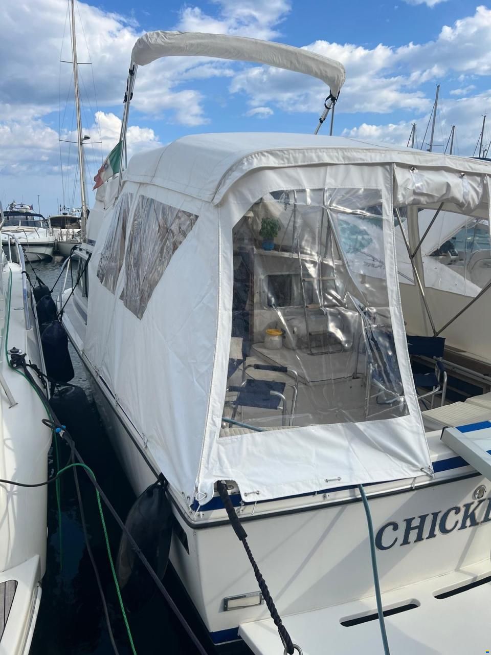Bertram 28 Fly