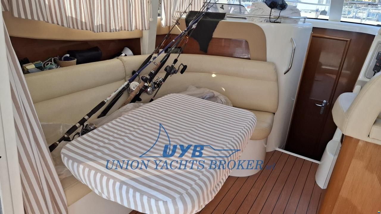 Jeanneau Prestige 32 Fly