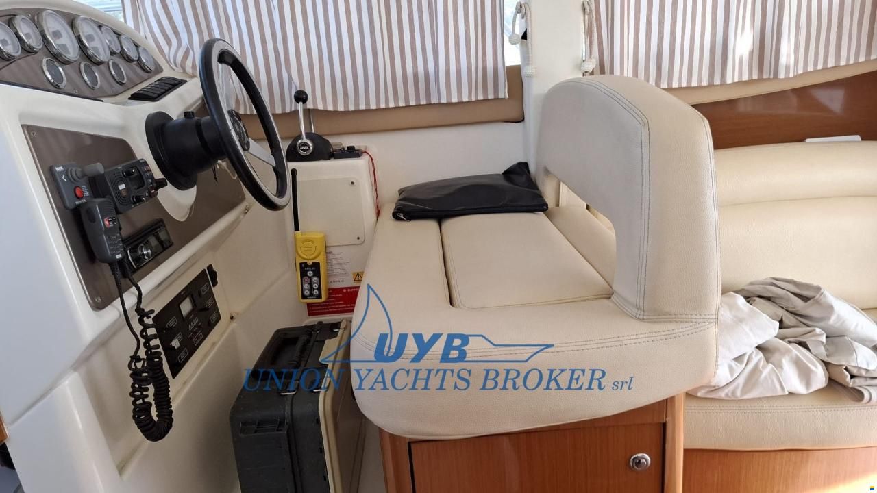 Jeanneau Prestige 32 Fly