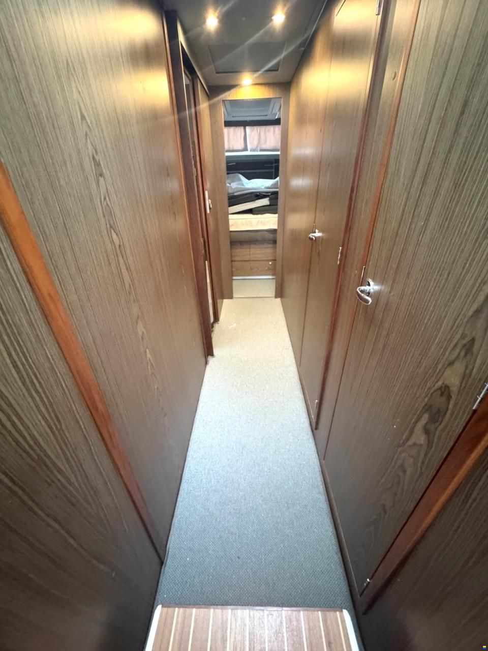 Delphia 1200 Blue Escape Flybridge