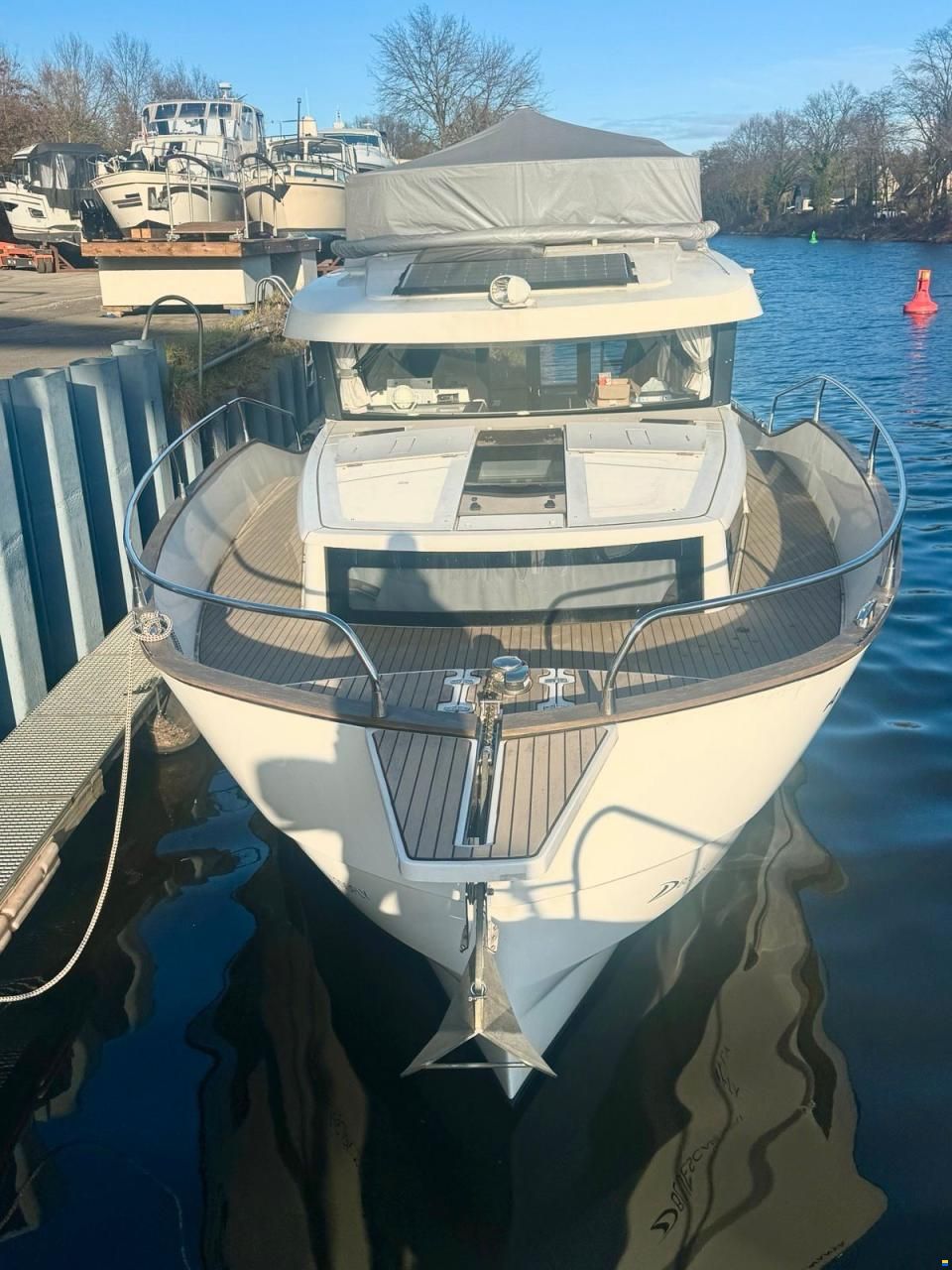 Delphia 1200 Blue Escape Flybridge