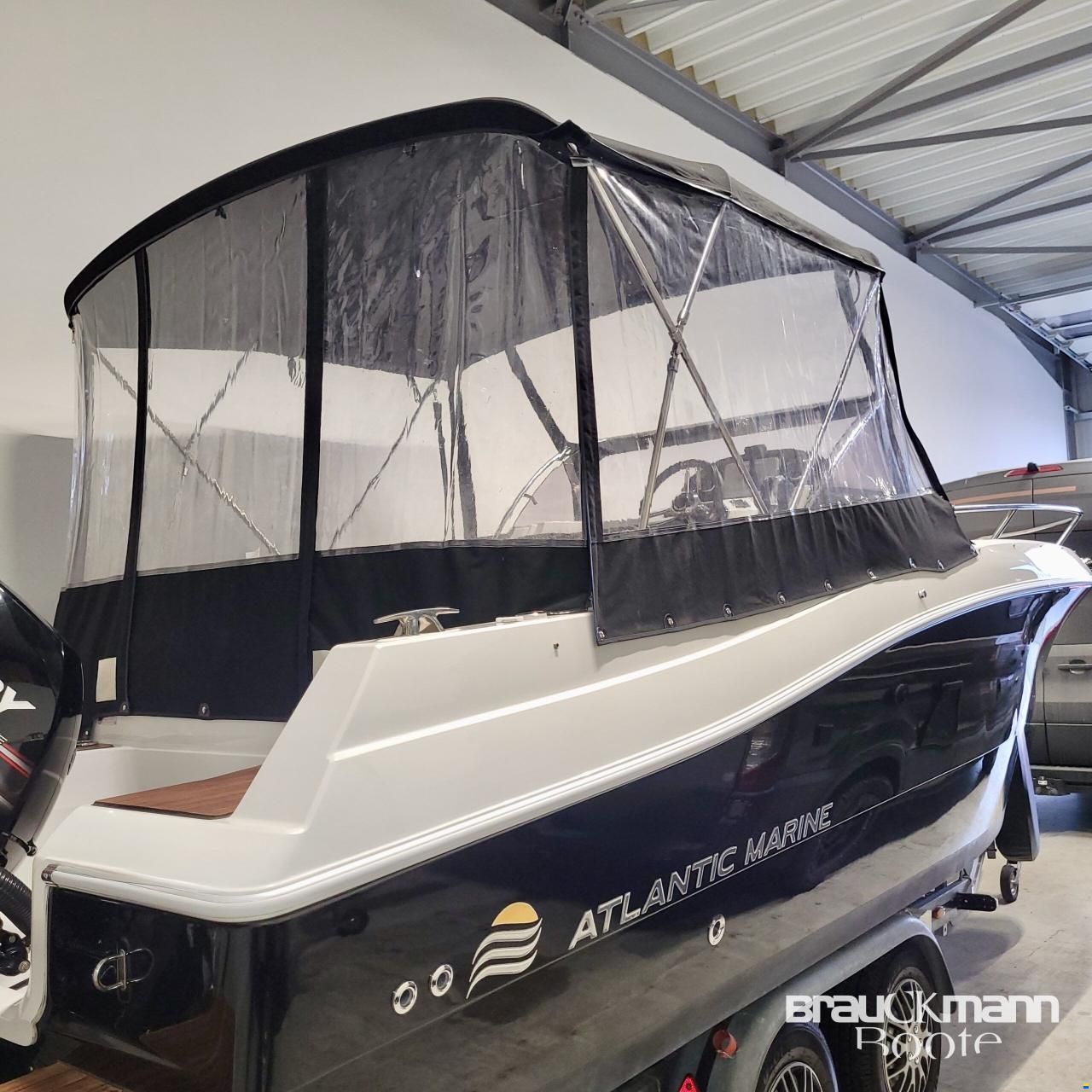 Atlantic Yachts 655 Sun Cruiser