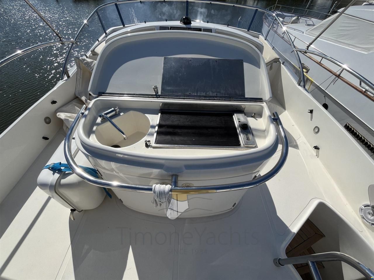 Aicon 56' Fly Bridge