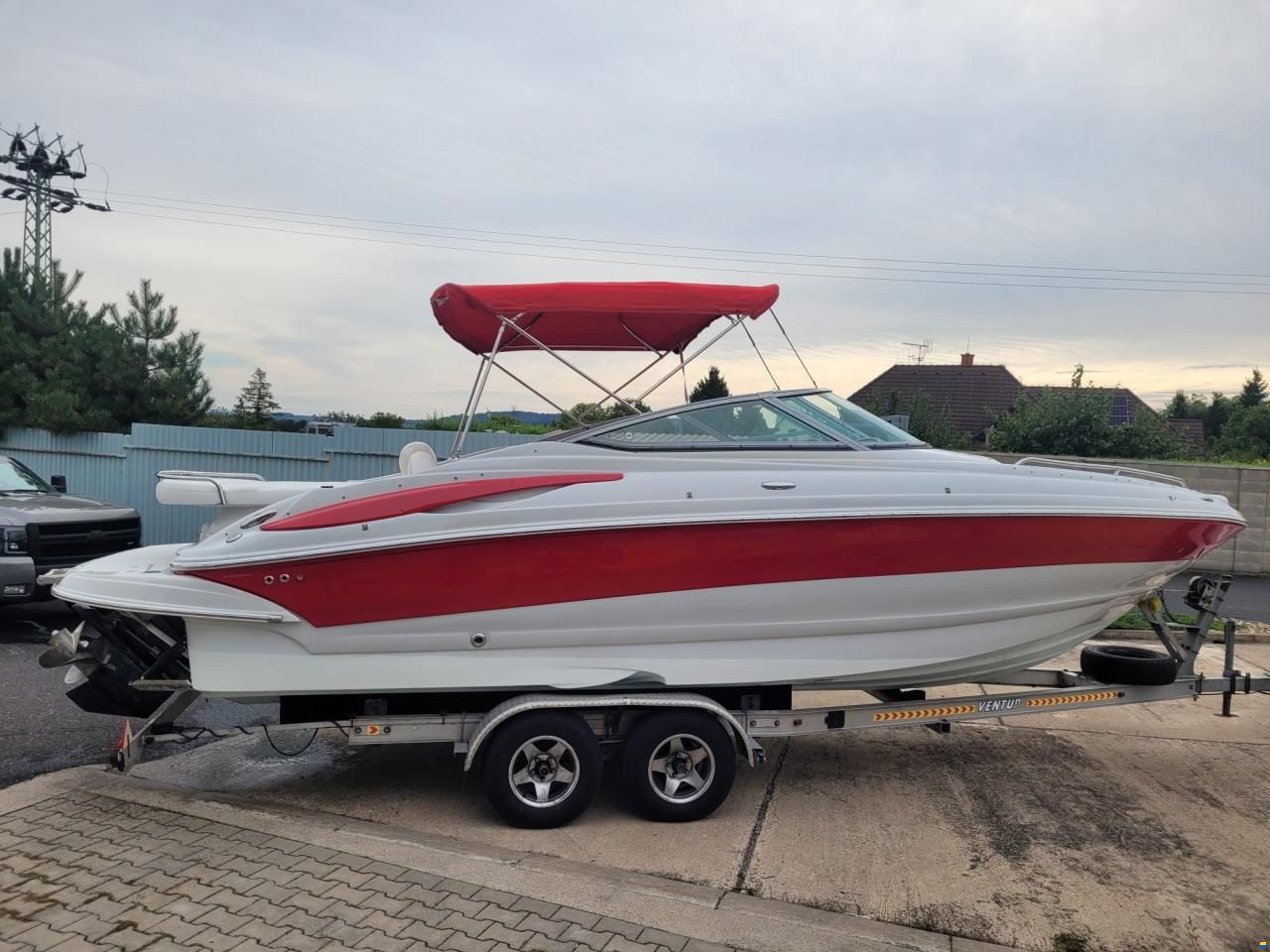 Crownline 260LS