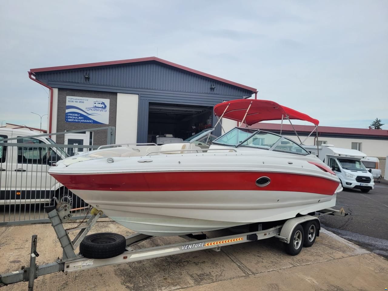 Crownline 260LS