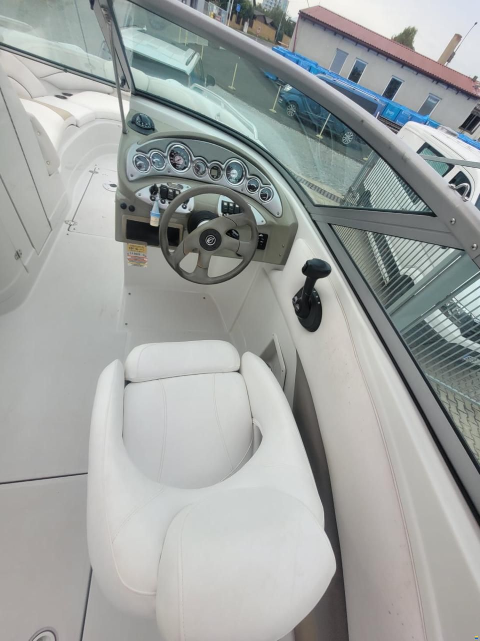 Crownline 260LS
