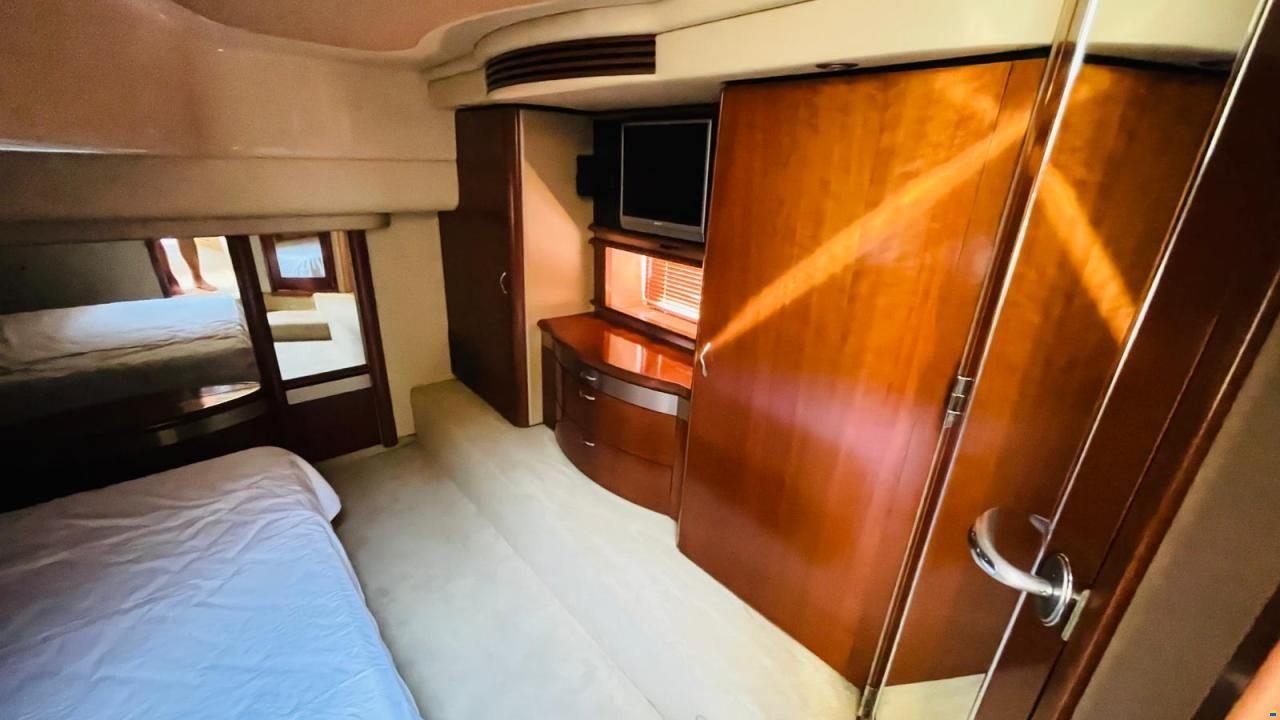 Sea Ray 58 Sedan Bridge