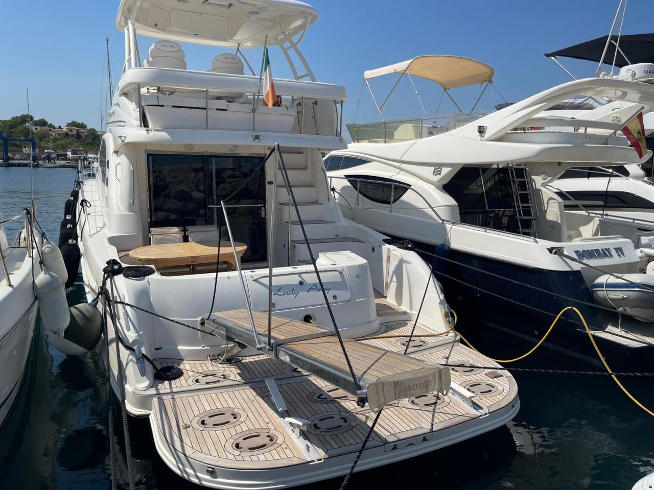 Sea Ray 58 Sedan Bridge