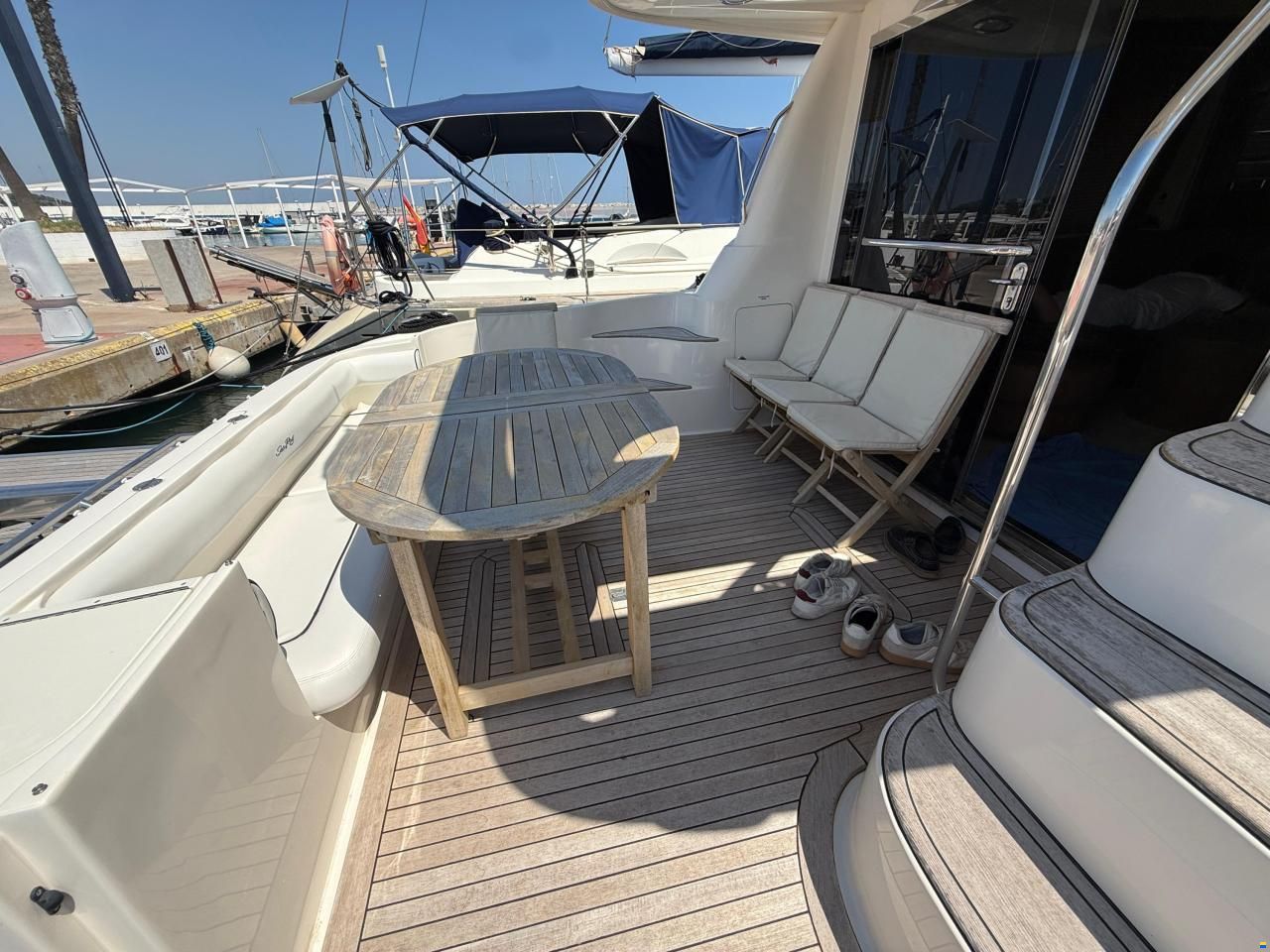 Sea Ray 58 Sedan Bridge