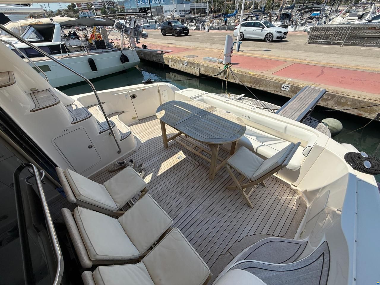 Sea Ray 58 Sedan Bridge